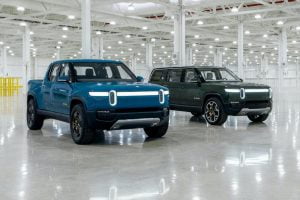 Rivian-R1S-and-R1T-2