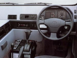 Toyota-Mega-Cruiser-05
