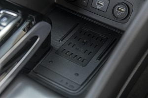 2020-Hyundai-Sonata-Hybrid-18