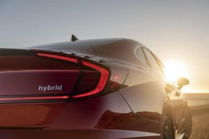 2020-Hyundai-Sonata-Hybrid-38