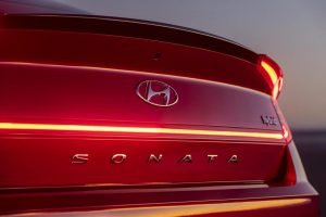2020-Hyundai-Sonata-Hybrid-48