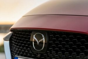 2020-Mazda2_Soul-Red-Crystal_Still_67