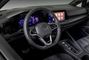 2020-VW-Golf-GTD-08