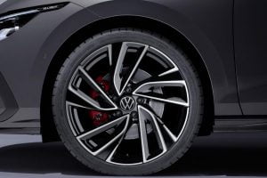 2020-VW-Golf-GTD-12