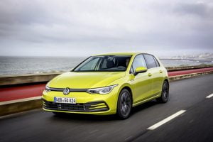 2020-VW-Golf-MK8-08