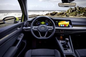 2020-VW-Golf-MK8-15