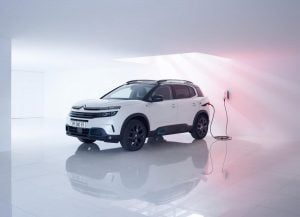 2020-citroen-c5-aircross-hybrid-1