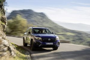2020-vw-touareg-r-phev-9