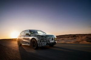 2021-BMW-iNext-07