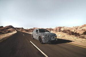 2021-BMW-iNext-10