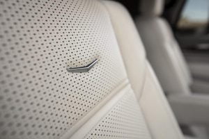 2021-Cadillac-Escalade-034