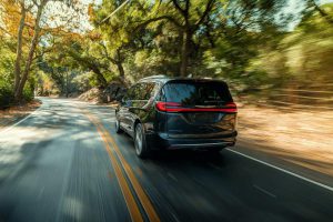 2021-Chrysler-Pacifica-20
