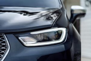 2021-Chrysler-Pacifica-26