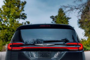2021-Chrysler-Pacifica-28
