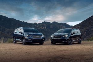 2021-Chrysler-Pacifica-36