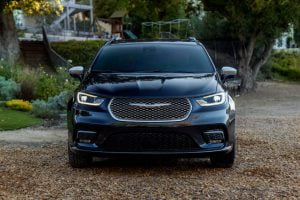 2021-Chrysler-Pacifica-5