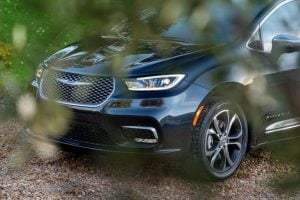 2021-Chrysler-Pacifica-8
