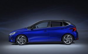 2021-Hyundai-i20-6