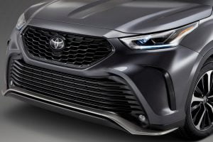 2021-Toyota-Highlander-XSE-10