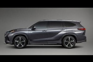 2021-Toyota-Highlander-XSE-5