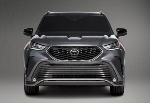 2021-Toyota-Highlander-XSE-6