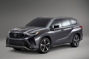 2021-Toyota-Highlander-XSE-7