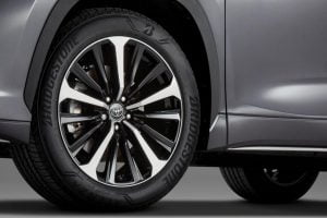 2021-Toyota-Highlander-XSE-8