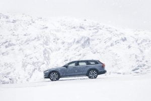 2021-Volvo-V90-Cross-Country-B6-AWD-in-Thunder-Grey-2