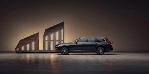 2021-Volvo-V90-Recharge-1