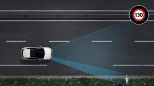 21238487_2020_-_New_Renault_MEGANE