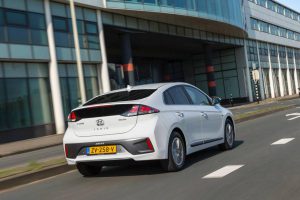 8e9f856f-2020-hyundai-ioniq-electric-29