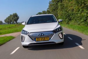 9d091a7b-2020-hyundai-ioniq-electric-31
