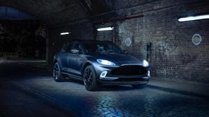 Aston-Martin-DBX-Q-1