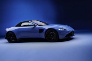 Aston-Martin-Vantage-Roadster-1