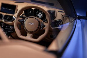 Aston-Martin-Vantage-Roadster-10