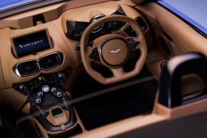 Aston-Martin-Vantage-Roadster-12