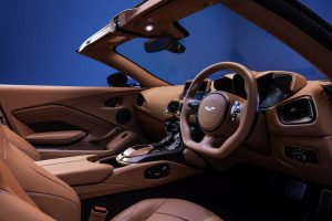 Aston-Martin-Vantage-Roadster-9