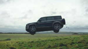 Land-Rover-Defender-stunts-No-Time-To-Die-2