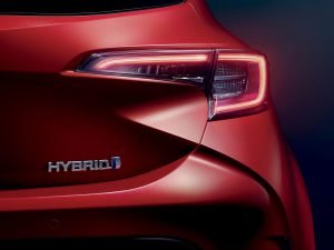2019-toyota-corolla-hatchback-05-823276