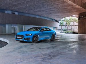 2020-Audi-RS5-Coupe-Sportback-10