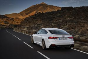 2020-Audi-RS5-Coupe-Sportback-40
