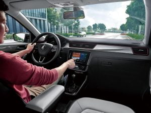 2020-Skoda-Rapid-Spaceback-China-spec-7