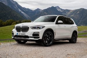 2020-bmw-x5-xdrive45e-39
