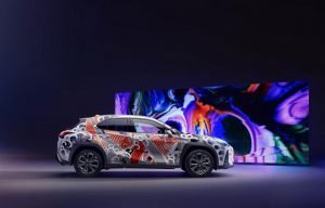 2020-lexus-ux-tatooted-car-2