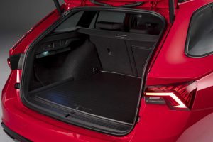 2020-skoda-octavia-rs-unveiled-11