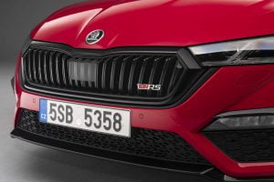 2020-skoda-octavia-rs-unveiled-12