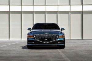 2021-Genesis-G80-1-3