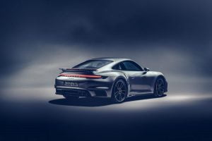 2021-Porsche-911-Turbo-S-02