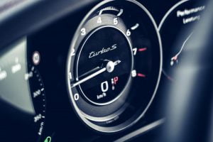 2021-Porsche-911-Turbo-S-08