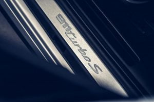 2021-Porsche-911-Turbo-S-10